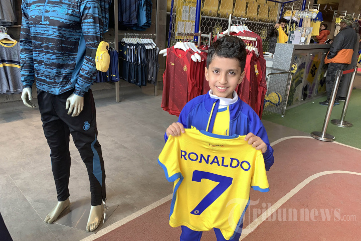 Demam Ronaldo Landa Arab Saudi