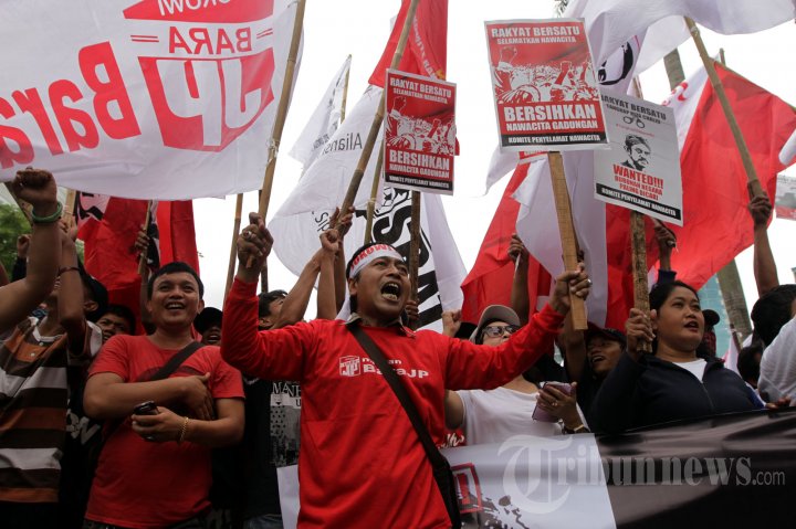 Demo Adili Setya Novanto dan Riza Chalid