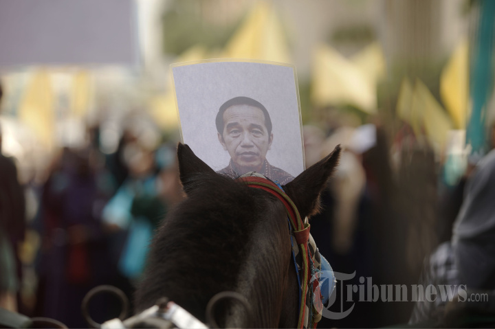 Demo BEM SI Tolak Pengesahan UU KUHP