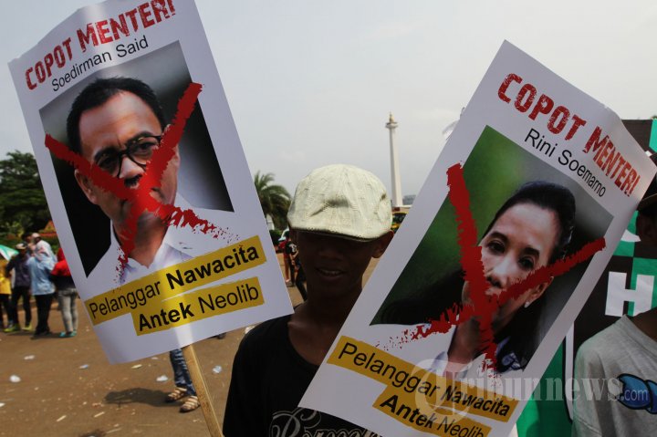 Demo HMI Desak Jokowi Copot Menteri BUMN dan ESDM