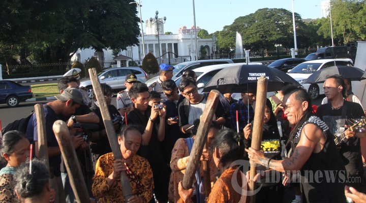 Demo Lingkungan Hidup