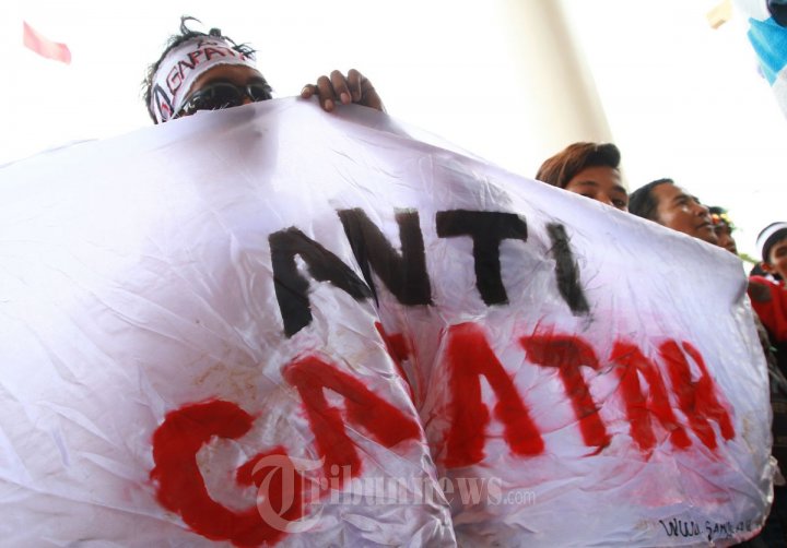 Demo Menolak Kembalinya Anggota Eks Gafatar di Pontianak