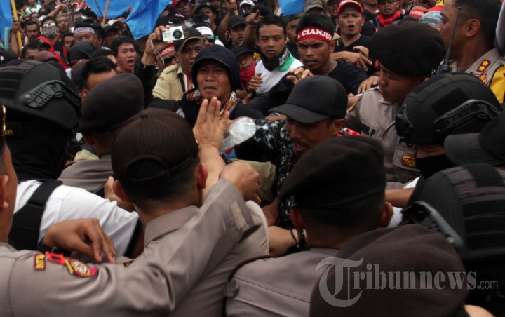 Demo Pekerja Honorer