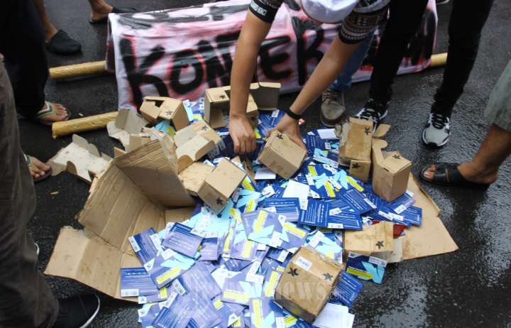 Demo Penjual Pulsa dan Kartu Seluler