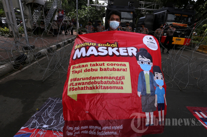 Demonstrasi Warga Marunda terkait Polusi Debu Batu Bara