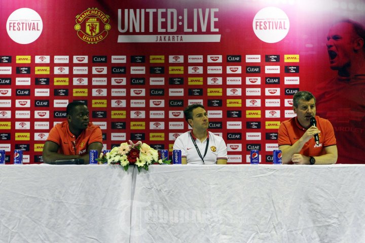 Denis Irwin dan Louis Saha di Acara United LIVE di Jakarta