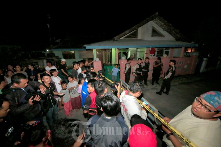 Densus 88 Grebek Rumah Teroris Edi Santoso Bandar Lampung