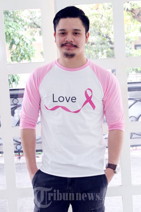 Derby Romero Hadir di Konpers Jakarta Goes Pink 2016
