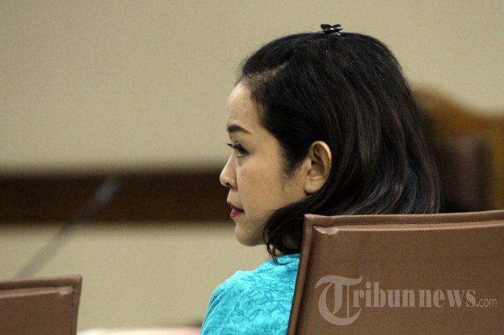 Dessy A Edwin dan Julia Prasetyarini Jalani Sidang Dakwaan