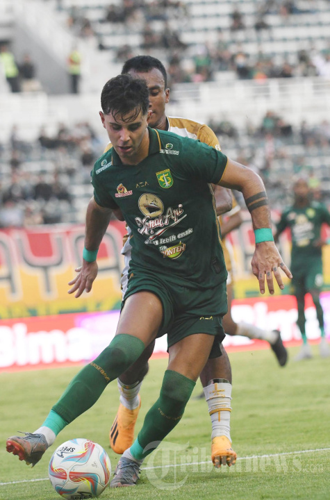 Dewa United Kalahkan Persebaya di Stadion Gelora Bung Tomo