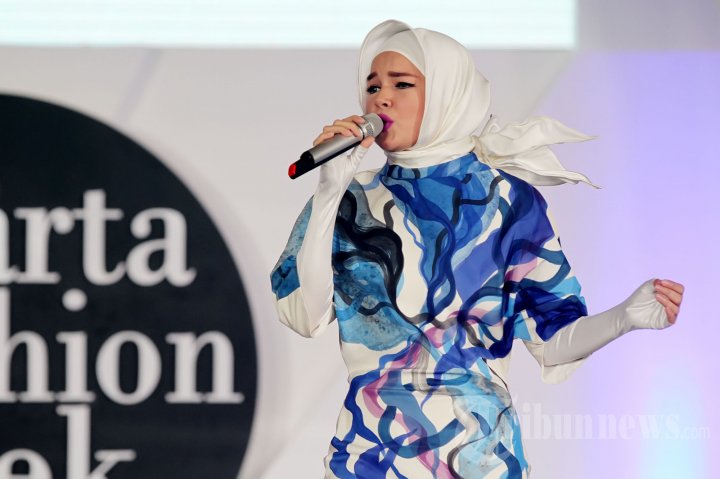 Dewi Sandra