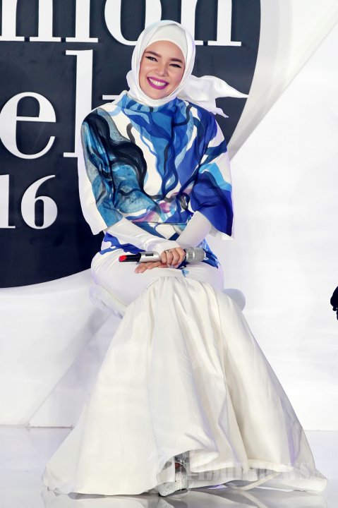 Dewi Sandra
