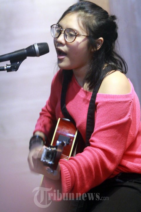Dheandra Adelina Luncurkan Album Perdana The Start