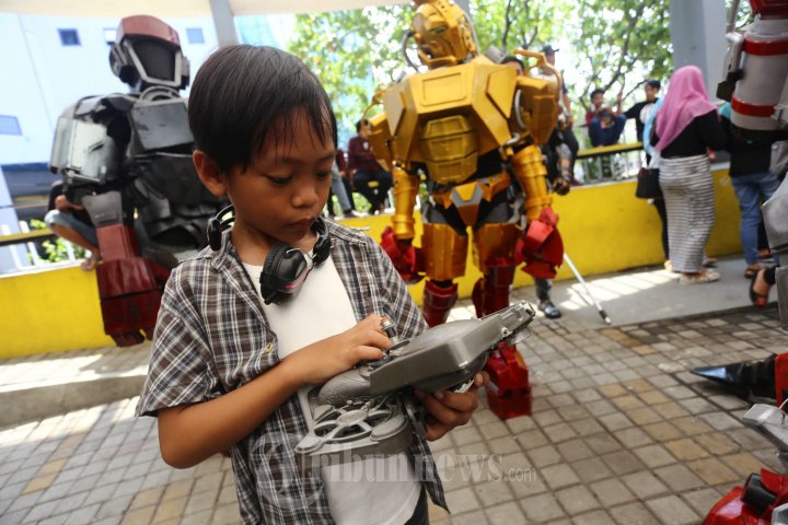 Digital Art and Cosplay Competition 2015