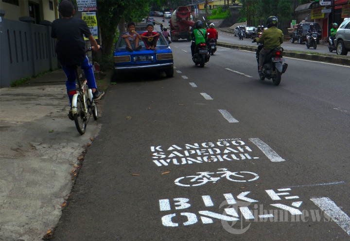 Dinas PU Kota Bandung Pertegas Jalur Khusus Sepeda