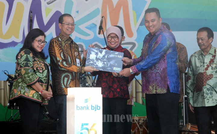 Dirut Bank BJB Luncurkan BJB Credit Card