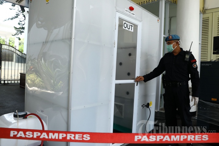 Disinfektan Chamber di Kompleks Istana Kepresidenan