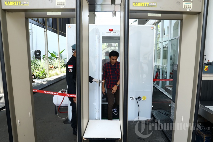 Disinfektan Chamber di Kompleks Istana Kepresidenan