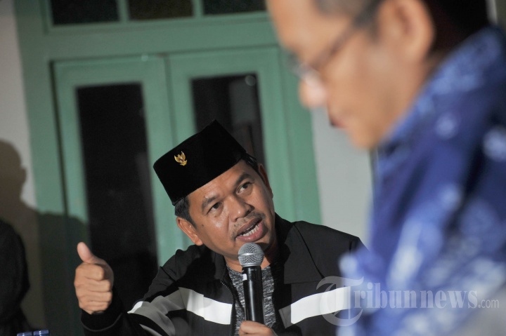 Diskusi Beringin Diterpa Angin