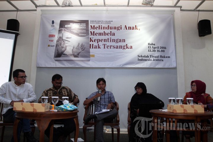 Diskusi Dan Peluncuran Buku Bela Hak Kepentingan Tersangka