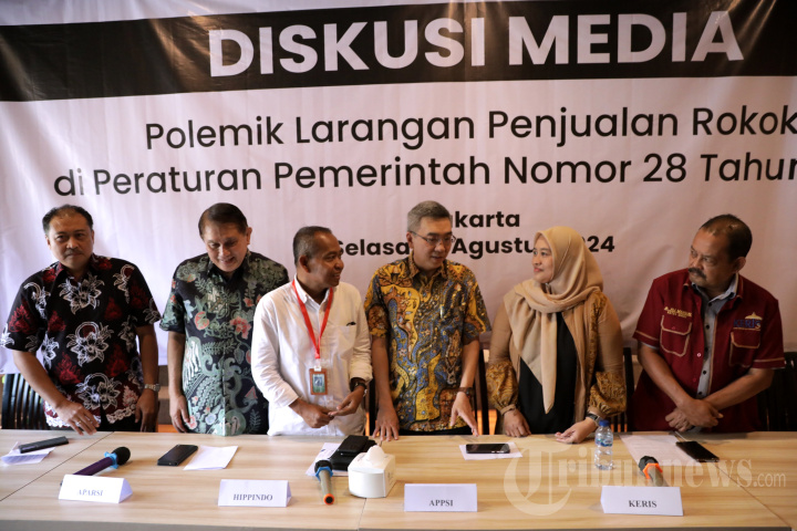 Diskusi Polemik Larangan Penjualan Rokok