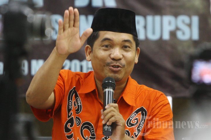 Diskusi Publik Silang Pendapat Jokowi-JK