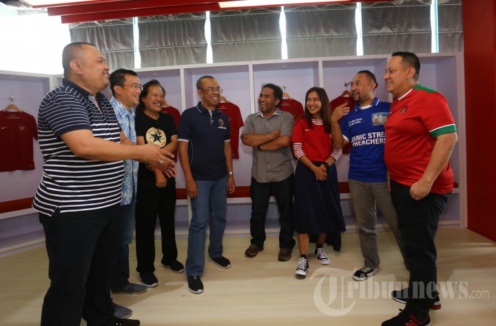 Diskusi Sepak Bola Indonesia di Persimpangan