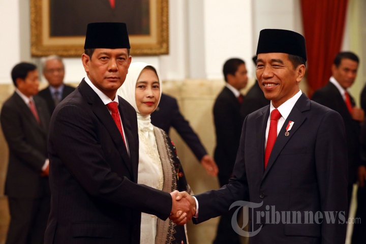 Doni Monardo Dilantik Jadi Kepala BNPB
