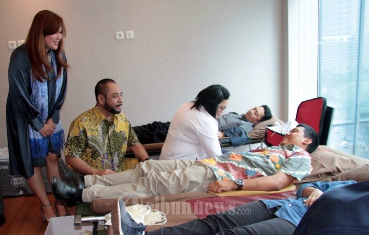 Donor Darah Kresna Peduli Dihadiri 3 Direktur