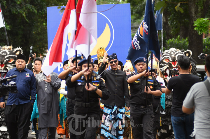 DPD Partai Nasdem Kota Malang Daftarkan Bacaleg Di KPU Kota Malang