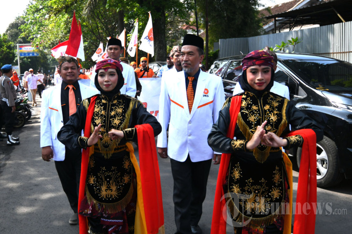 DPD PKS Daftar Bacaleg ke KPU Kota Malang
