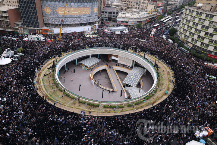 Duka Warga Iran untuk Presiden Ebrahim Raisi