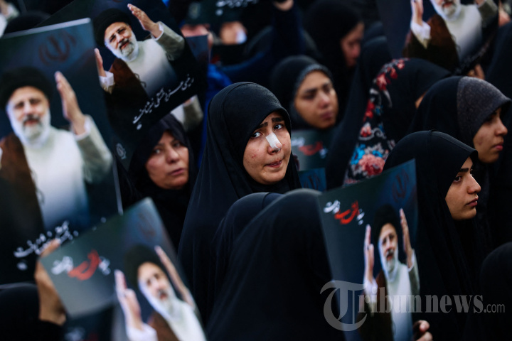 Duka Warga Iran untuk Presiden Ebrahim Raisi