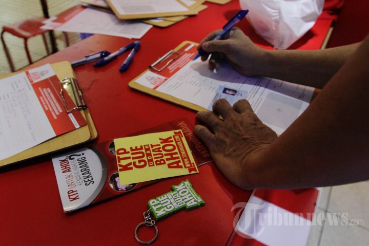 Dukungan KTP untuk Ahok