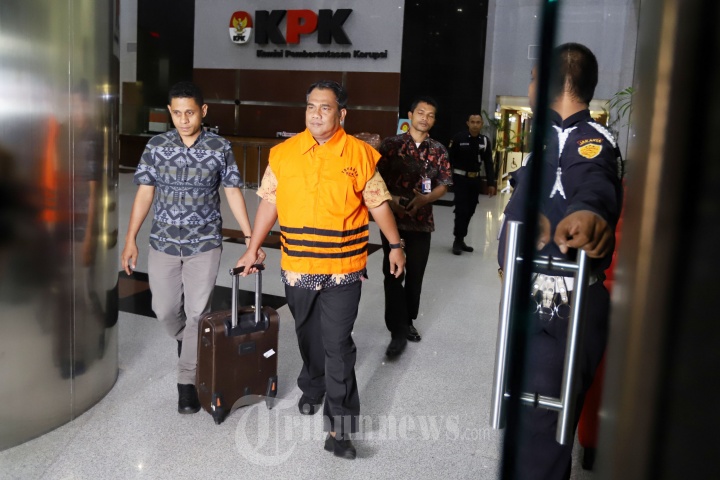 Edy Rosada Di Tahan KPK
