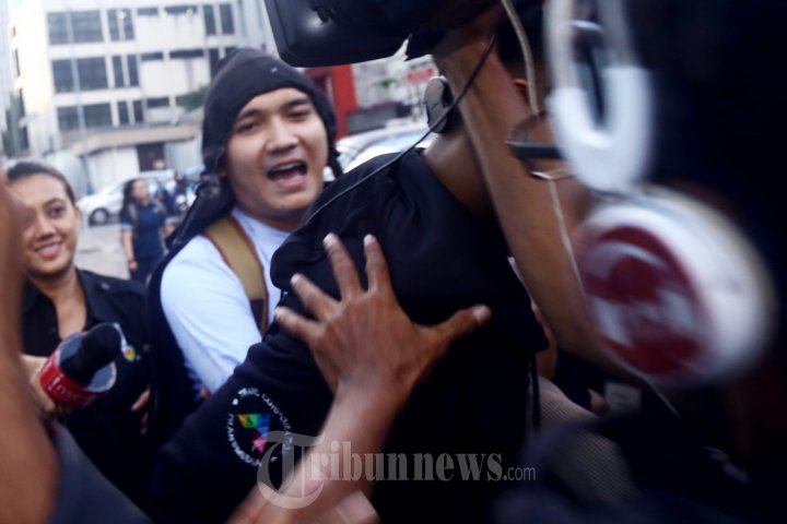 Egi John Tak Menyesal Berbicara Buruk Tentang Marshanda
