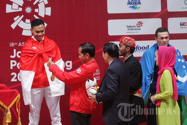 Eko Yuli Irawan Sumbang Emas Untuk Indonesia