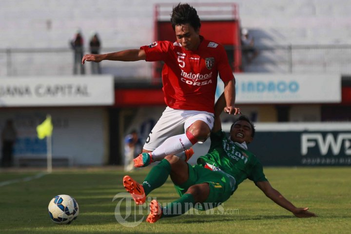 Endra Permana Mendapatkan Tackling Keras M Faturahman