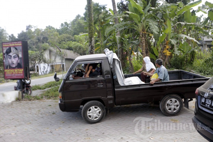Erupsi Freatik Gunung Merapi