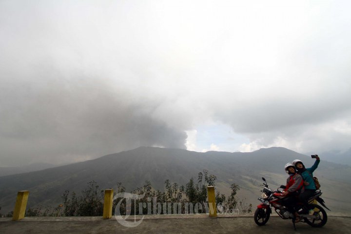 Erupsi Gunung Bromo