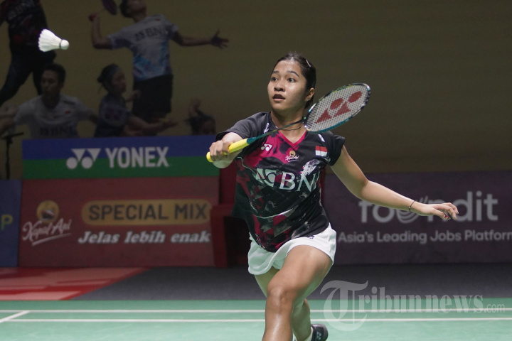 Ester Nurumi Terhenti di Babak 16 Besar Indonesia Open 2024