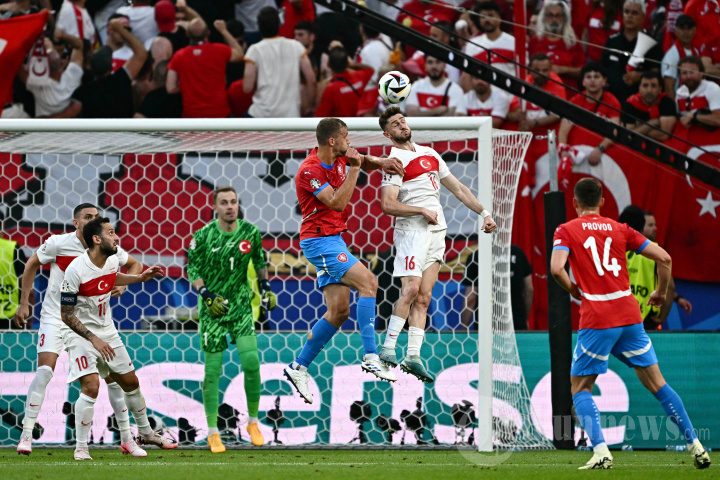 Euro 2024 : Menang 2-1 Lawan Ceko, Turki Lolos ke 16 Besar