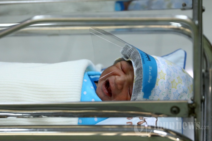 Face Shield Untuk Bayi Cegah Covid-19