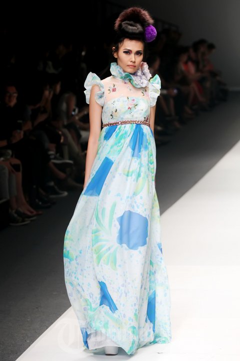 Fashion Show Karya Didi Budiardjo di JFW 2015