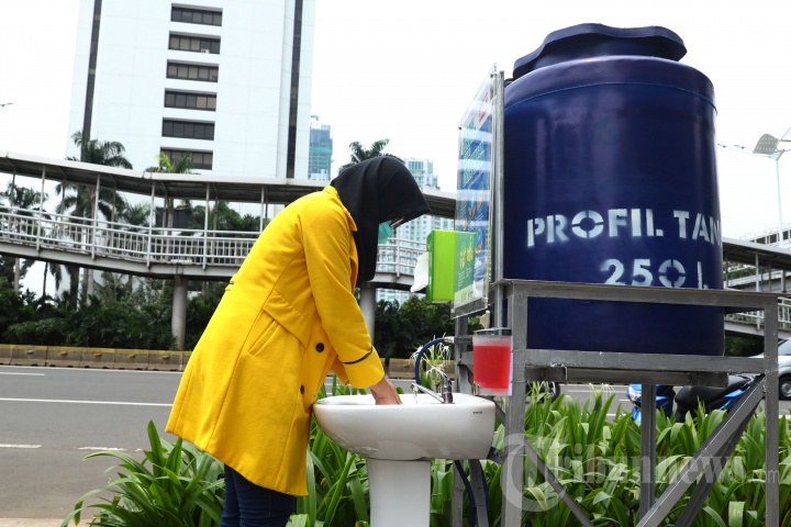 Fasilitas Cuci Tangan di Tempat Umum