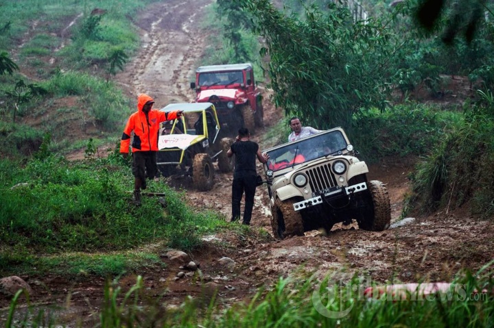 Fastron Weekend Drive Bersama Jurnalis 4X4