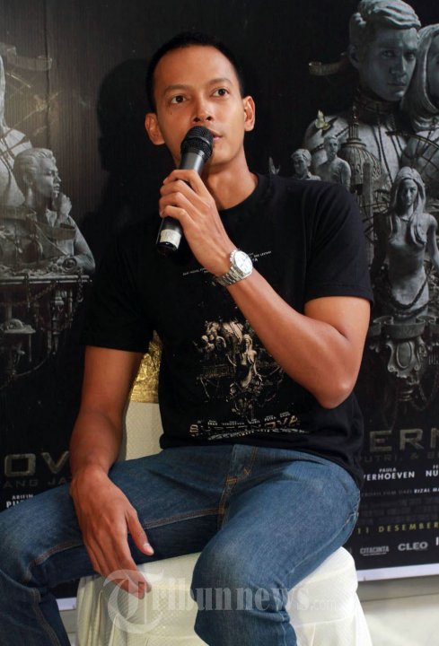 Fedi Nuril di Peluncuran Film Supernova