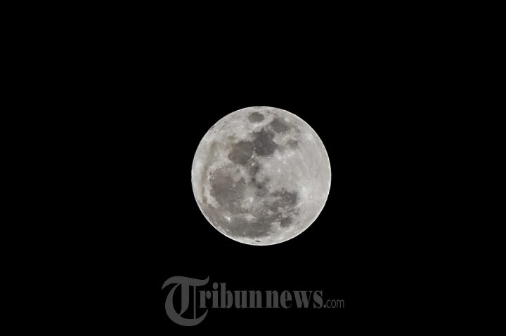 Fenomena Supermoon di Banda Aceh