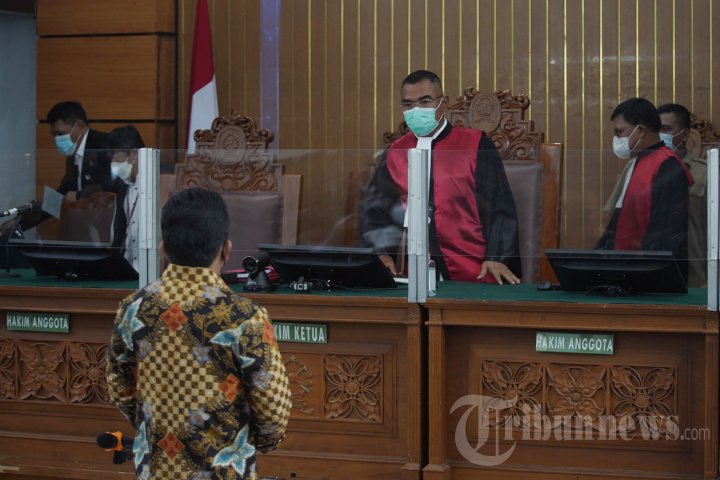 Ferdy Sambo Jalani Sidang Dakwaan