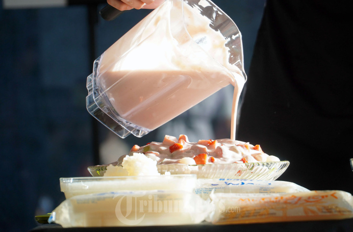 Festival Kuliner Membuat Shirataki Fruit Honey Salad